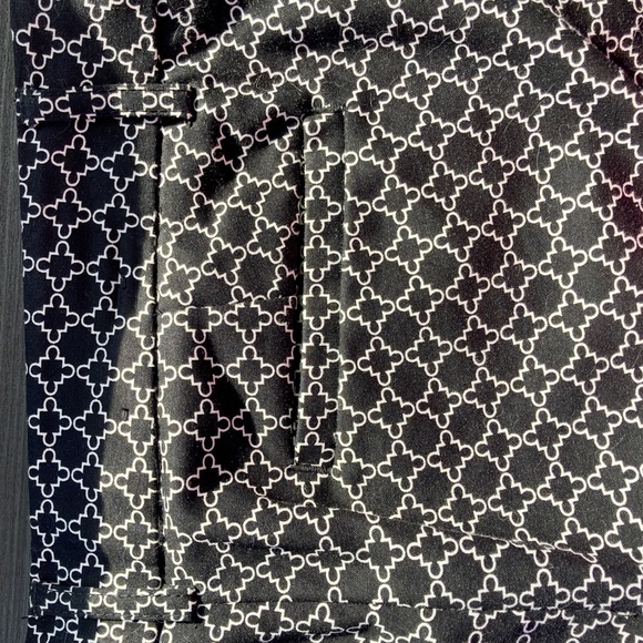 Hilary Radley Moroccan Print Capri Pants Black Size 2 - Picture 9 of 13